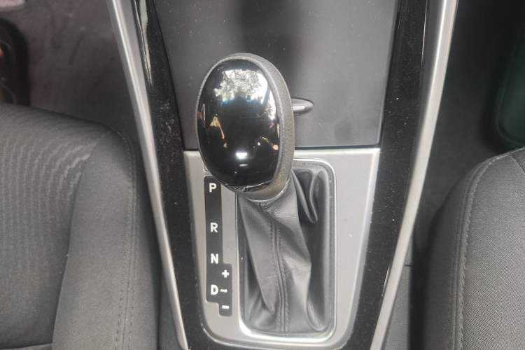 Used Hyundai Elantra 2016 1.6L Automatic Prestige Edition
