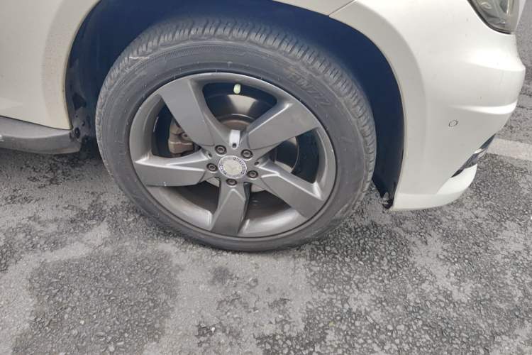 Used Mercedes-Benz GLK-Class 2015 GLK 260 4MATIC Fashion Edition Ultimate Version
