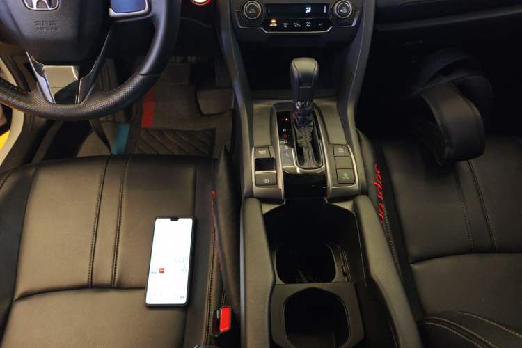 Used Honda Civic 2021 HATCHBACK 220TURBO CVT New Trendsetter