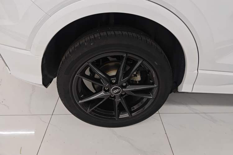 Used Audi Q2L 2022 35 TFSI Progressive Dynamic Edition
