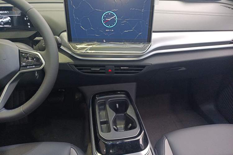 Used Volkswagen ID.4 CROZZ 2025 Pure Edition
