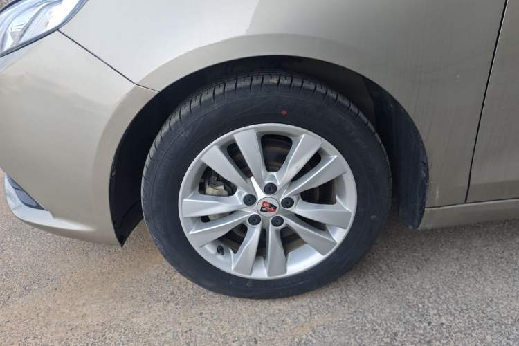 Used Roewe 360 2015 1.5L Automatic Luxury Edition
