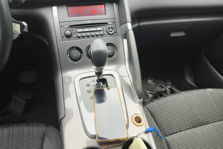 Used Peugeot 3008 2016 2.0L Automatic Classic Edition
