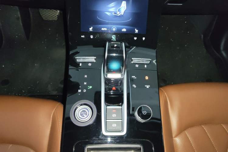 Used Chery Tiggo 8 PLUS 2022 290TGDI DCT Luxury Edition+
