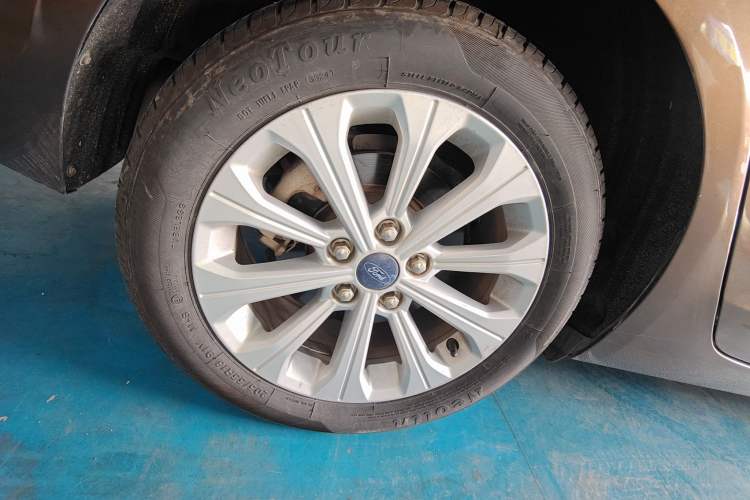 Used Ford Escort 2017 Happiness Edition 1.5L Automatic Fashion Version
