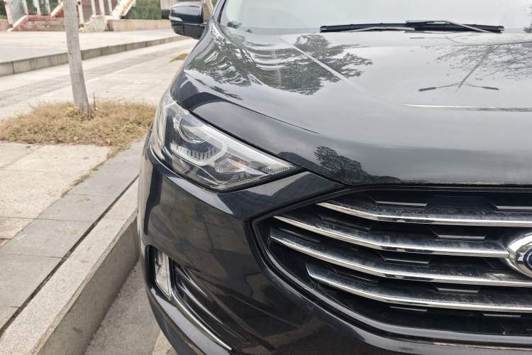 Used Ford Edge 2020 EcoBoost 245 Two-Wheel-Drive Titanium 5-Seater