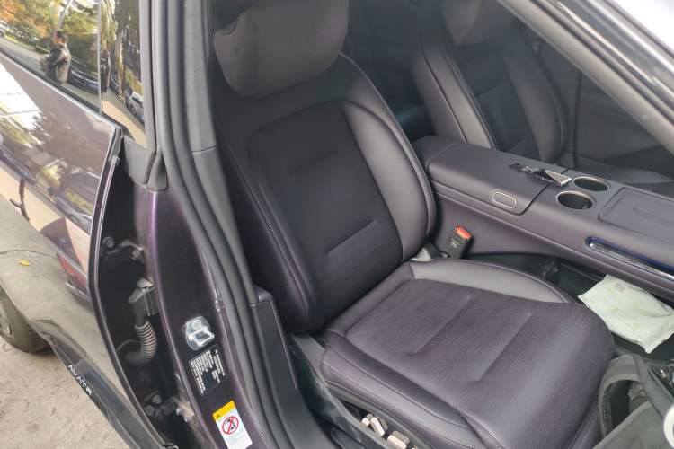 Used  07 2024 Max Extended-Range Edition
