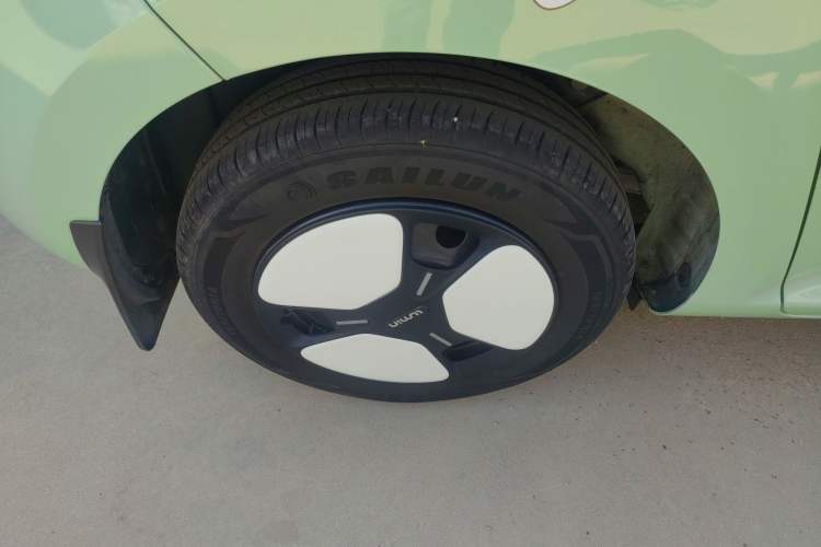 Used  Lumin 2022 301km Honey-Sweet Version
