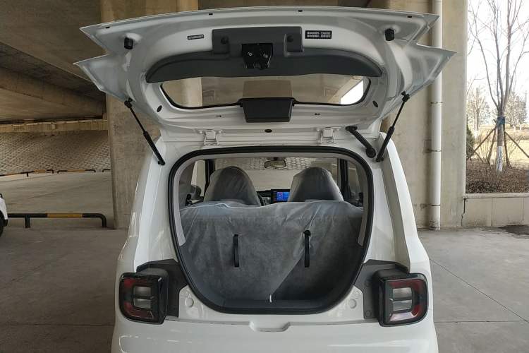 Used Geely Galaxy Panda 2024 Panda Mini 200km Endurance Bear