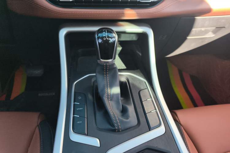 Used Geely Auto Vision X6 2020 1.4T CVT Asian Games Edition
