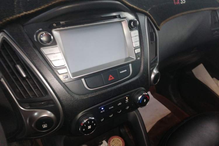 Used Hyundai ix35 2013 2.0L Automatic 2WD Comfort GL China IV Standard
