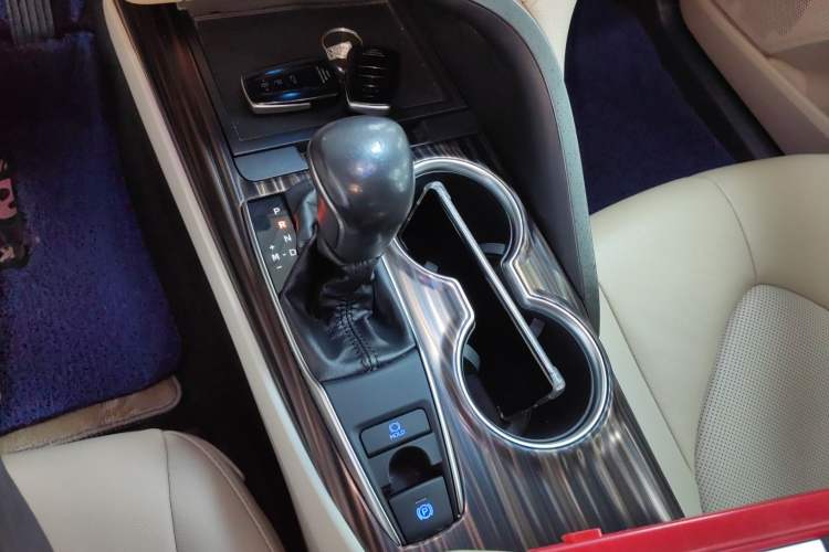 Used Toyota Camry 2019 2.0G Luxury Edition China VI Standard
