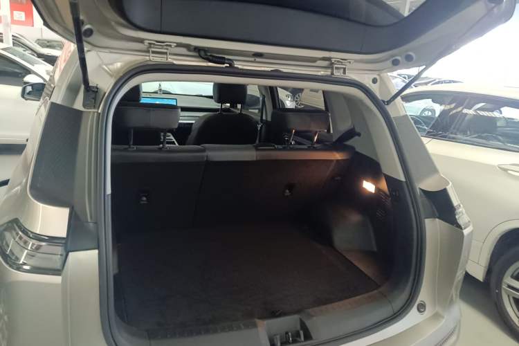 Used AION Y 2023 Younger Star Edition