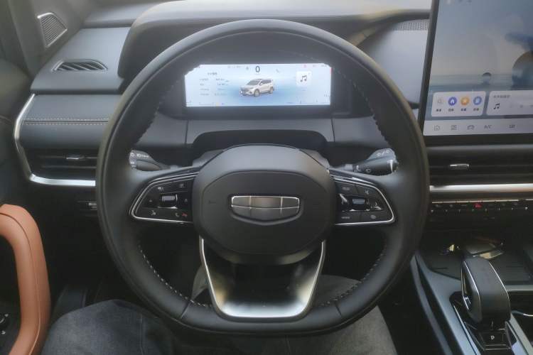 Used Geely Auto Haoyue L 2024 2.0T DCT Flagship Version
