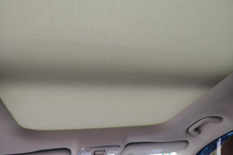 Used Geely Auto Emgrand X7 Sport 2016 1.8TD Automatic ZhiZun Version
