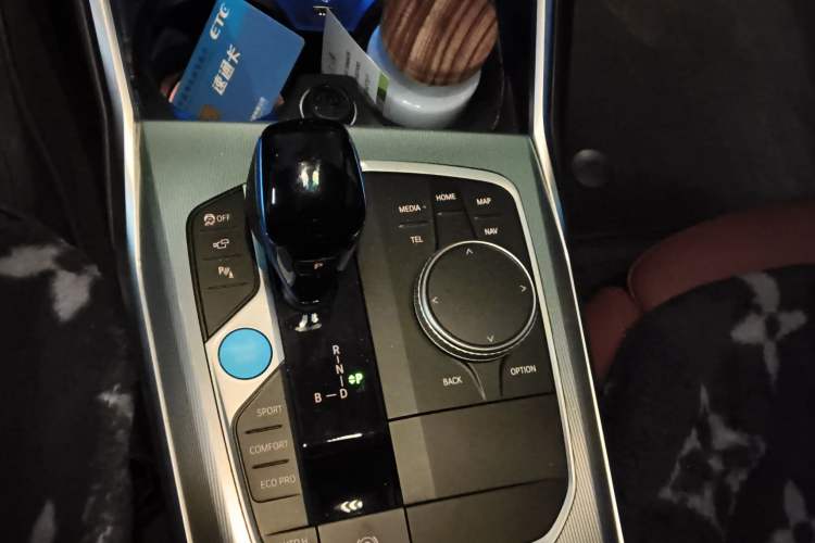 Used BMW i4 2022 eDrive40
