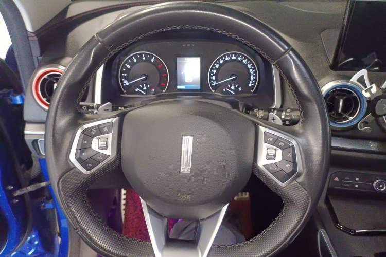 Used Wey VV5 2017 2.0T Ultra-Luxury Version
