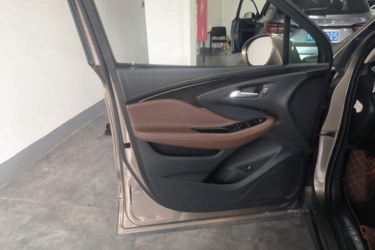 Used Buick Envision 2017 28T Four-Wheel Drive Luxury Model
