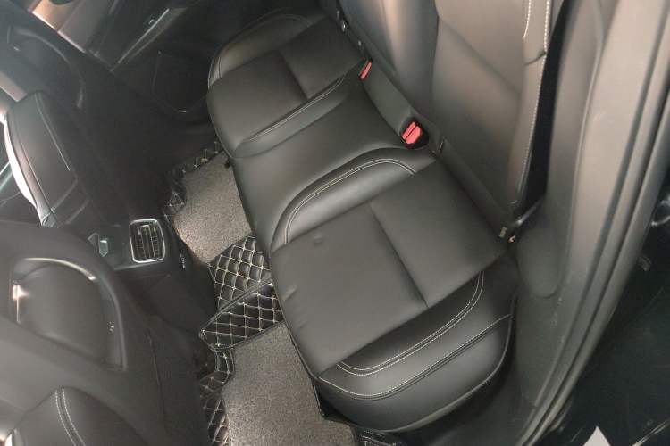 Used Lynk & Co 01 2017 2.0T Two-Wheel Drive Pro Edition
