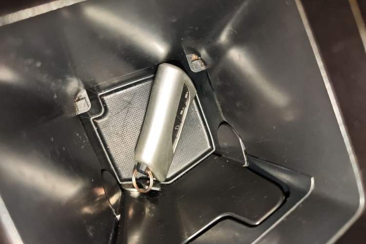 Used Lexus ES 2020 300h Premier Edition
