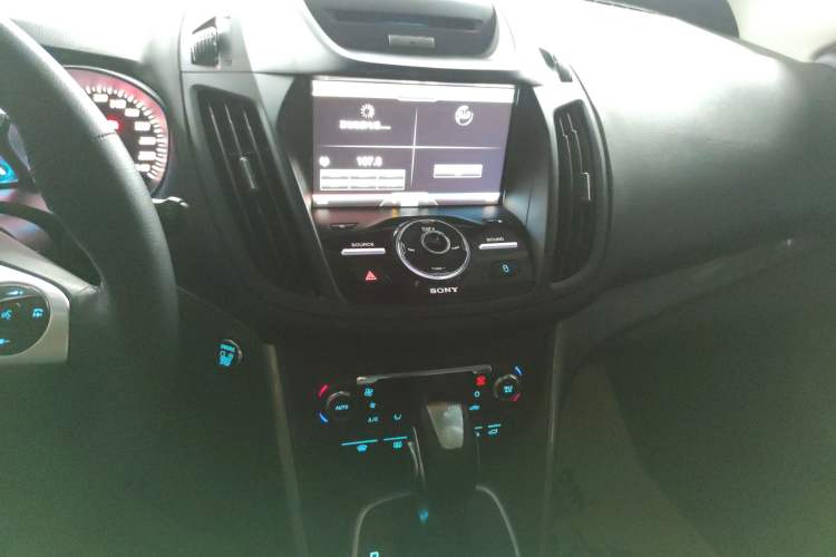 Used Ford Kuga 2015 2.0L GTDi Four-Wheel Drive Prestige Model
