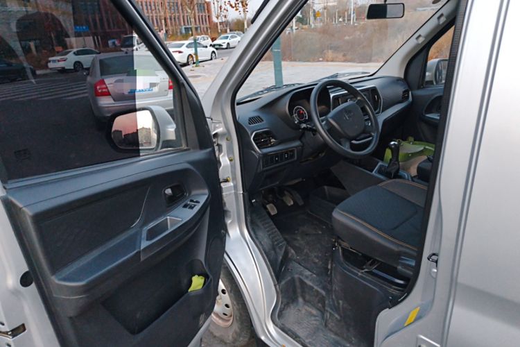 Used Chana Ruixing M60 2023 1.5L GDI Comfort-Class Passenger Vehicle 6/7 Seats
