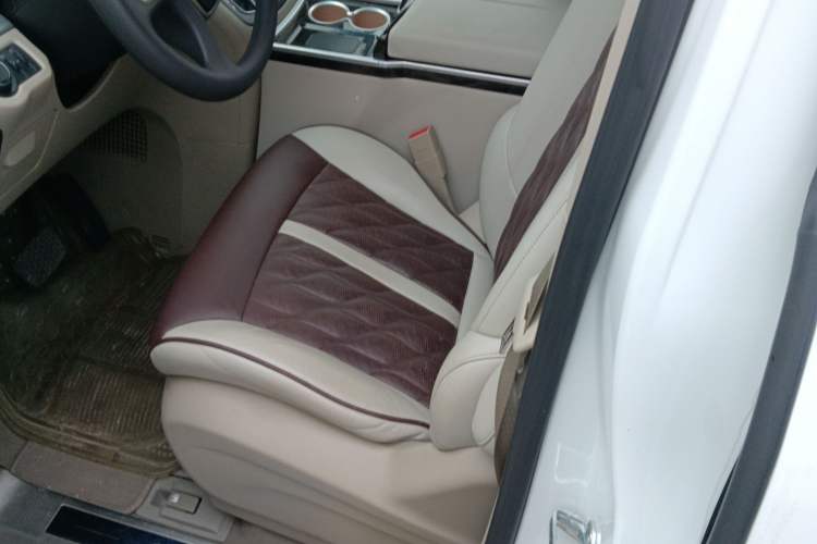 Used Buick GL8 2018 28T Comfort Model China VI Standard
