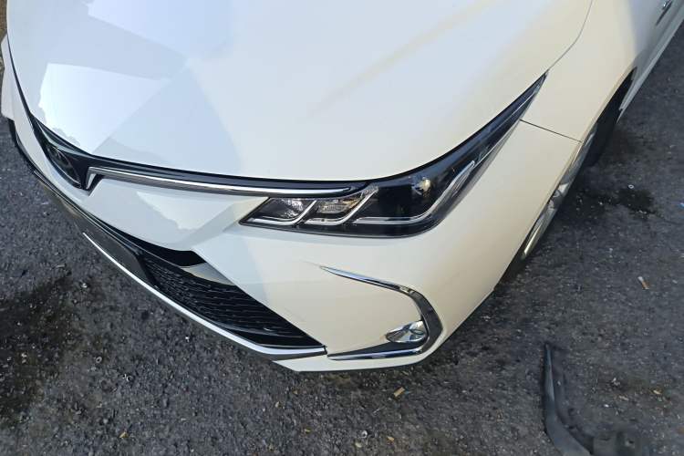 Used Toyota Corolla 2024 1.8L Smart Electric Hybrid Dual-Engine Elite Edition
