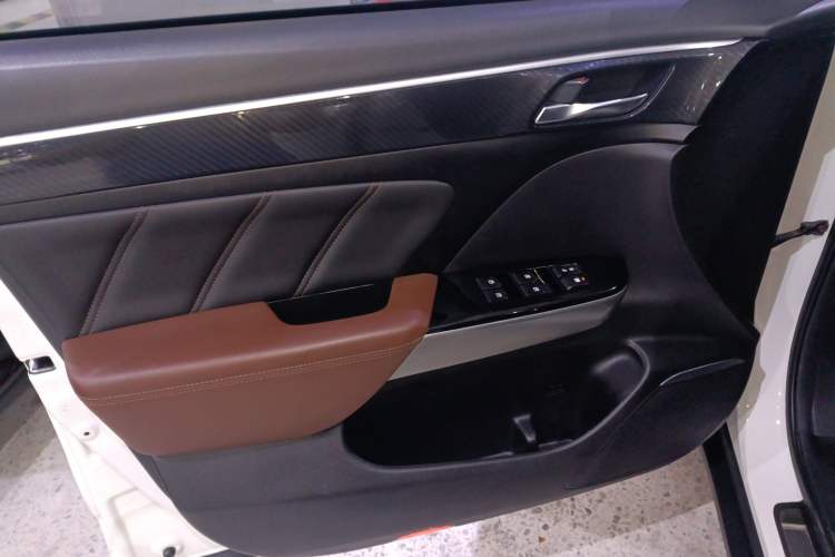 Used GAC Trumpchi GS7 2019 390T Two-Wheel-Drive Elite Version
