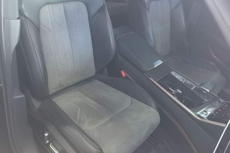 Used Audi A6L 2024 45 TFSI quattro Prestige Dynamic Edition
