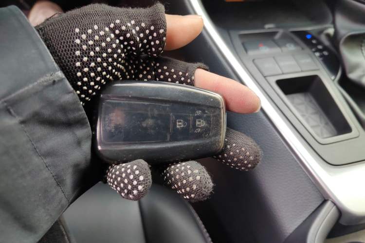 Used Toyota RAV4 2023 2.0L CVT Two-Wheel Drive Fashion Plus Edition