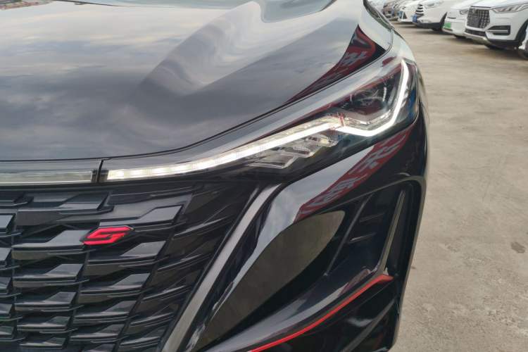 Used Changan CS75 PLUS 2022 1.5T Automatic Luxury Model
