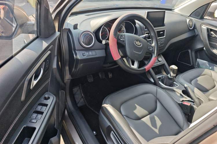 Used Bestune X40 2018 Internet Celebrity Edition 1.6L Manual Luxury Version