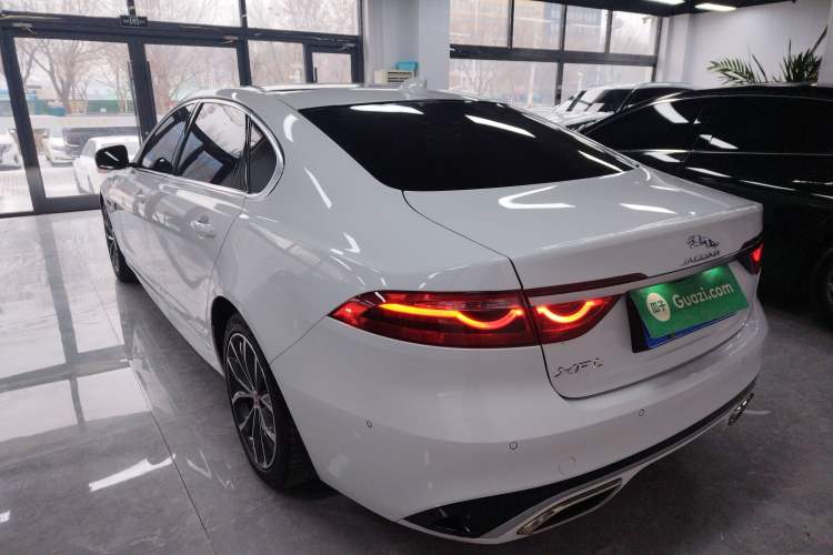 Used Jaguar XFL 2019 XFL 2.0T 250 PS Two-Wheel-Drive Luxury Edition