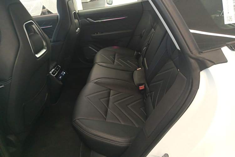 Used Zeekr 001 2023 WE Edition 100 kWh
