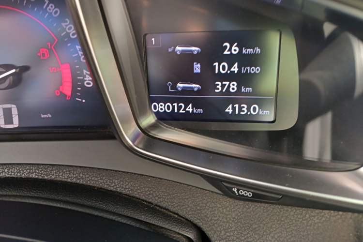 Used  5 2013 1.6T Elegant Edition THP200
