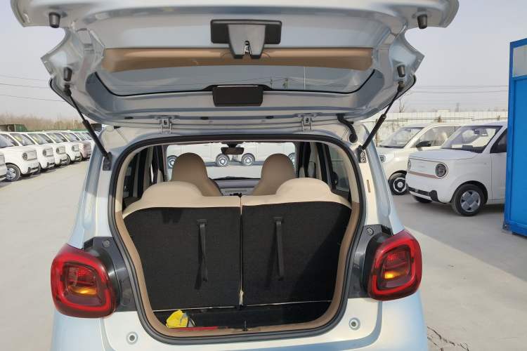 Used Wuling Hongguang MINIEV 2025 Four-Door Version Advanced Edition
