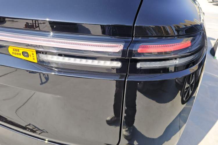 Used Leapmotor C16 2026 Extended-Range 280 LiDAR Zhizun Edition 5 Seats