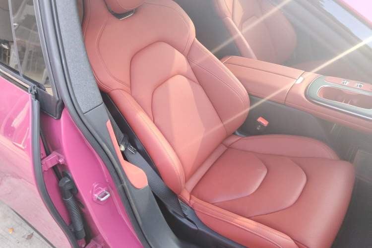 Used  SU7 2024 Rear-Drive Long-Range Intelligent Driving Version
