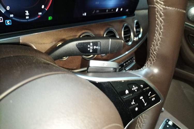 Used Mercedes-Benz E-Class 2023 Updated E 300 L Fashion Edition
