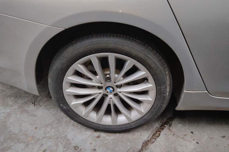 Used BMW 5 Series 2018 530Li Leading Edition Luxury Package
