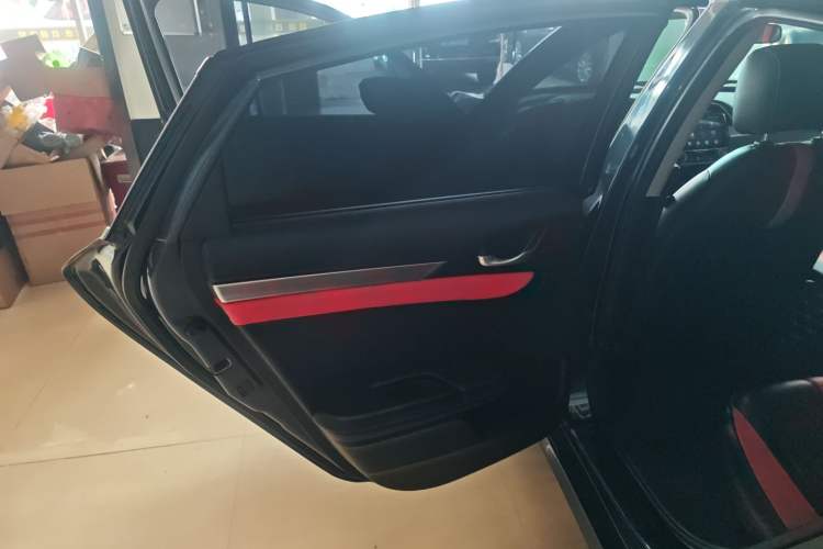 Used Honda Civic 2016 220TURBO CVT Luxury Edition
