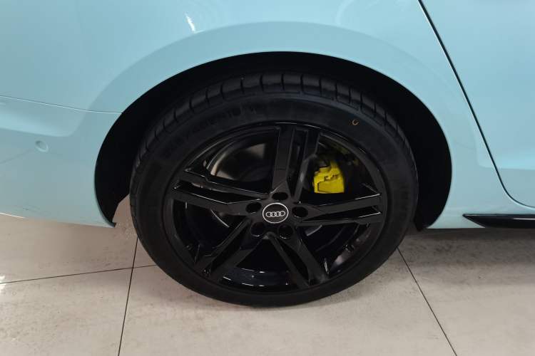 Used Audi A4L 2022 40 TFSI Luxury Dynamic Model