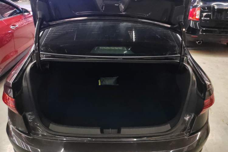 Used Volkswagen Sagitar 2022 280TSI DSG Flyover Edition