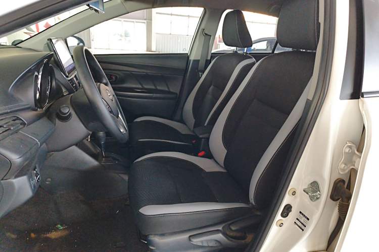 Used Toyota YARiS L 2022 X-Trail 1.5L CVT Leading PLUS Edition