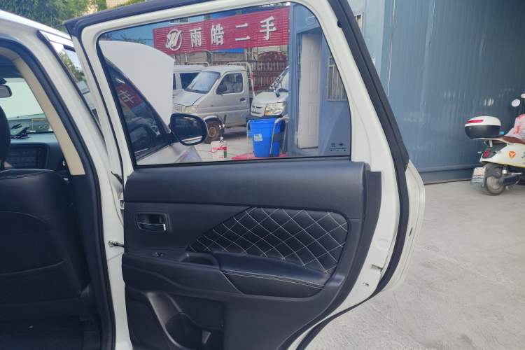 Used Mitsubishi Outlander 2020 2.0L Two-Wheel Drive Comfort Edition 5 Seats