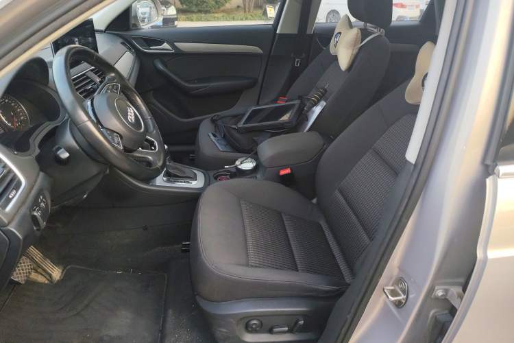 Used Audi Q3 2015 30 TFSI Ambition Edition
