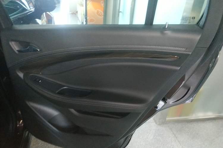 Used Buick Envision 2020 20T Two-Wheel Drive Leading Version
