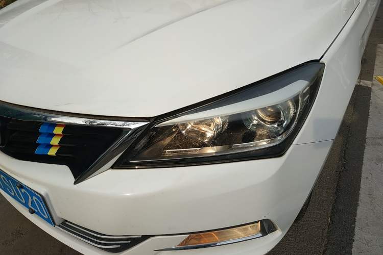 Used Changan Alsvin V7 2015 1.6L Manual Joyride Model China IV Standard