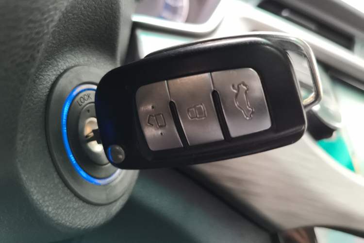 Used Geely Auto Vision X3 2017 1.5L Manual Elite Model
